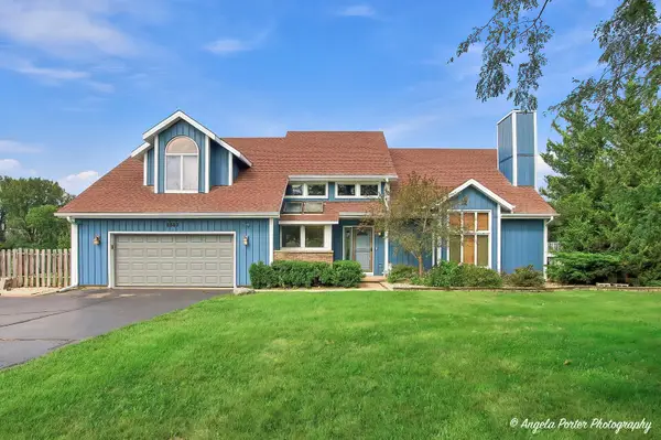 8302 White Oaks Road, Wonder Lake, IL 60097