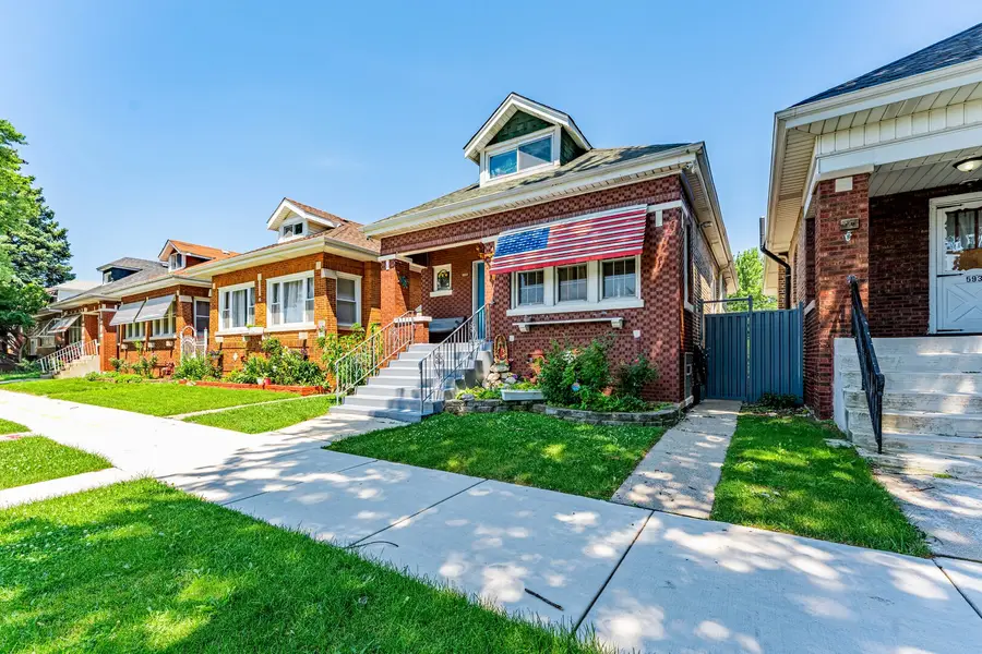 5933 S Sacramento Avenue, Chicago, IL 60629 - #2