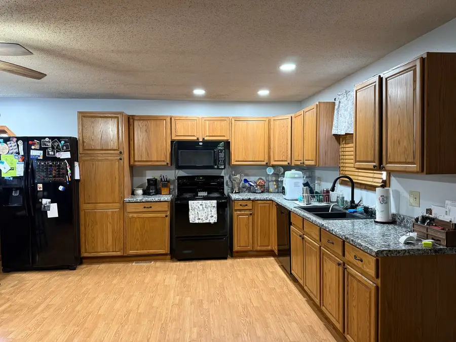 805 S 5th Street, Oregon, IL 61061 - #3