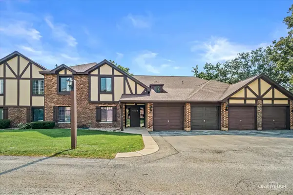 1623 Salisbury Court #C, Wheaton, IL 60187
