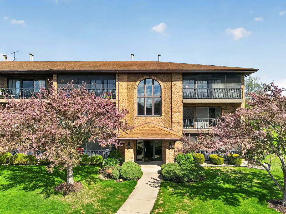 11111 Heritage Drive #3A, Palos Hills, IL 60465 - #1