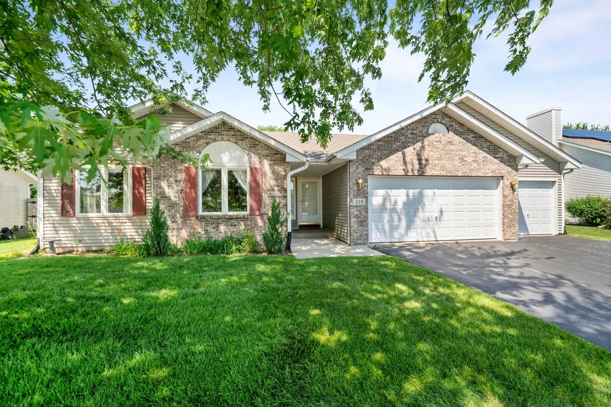 219 Acorn Drive, Poplar Grove, IL 61065 - #1