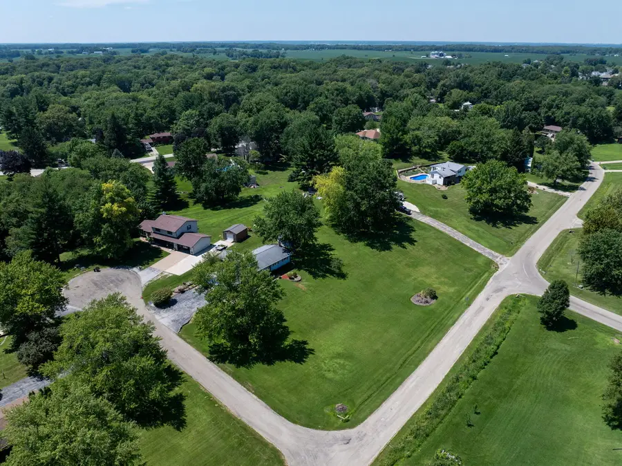 47 Heather Court, Geneseo, IL 61254 - #3