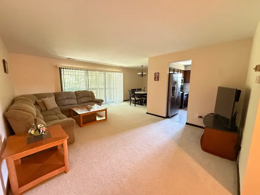 6135 Essex Court #D, Willowbrook, IL 60527 - #3