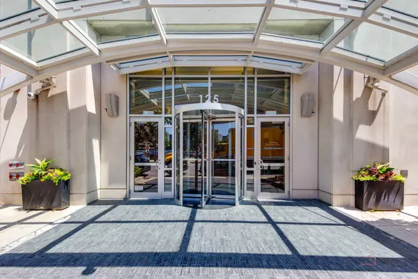 125 S Jefferson Street #3204, Chicago, IL 60661