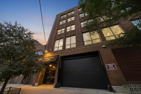 3323 N Paulina Street #3f, Chicago, IL 60657