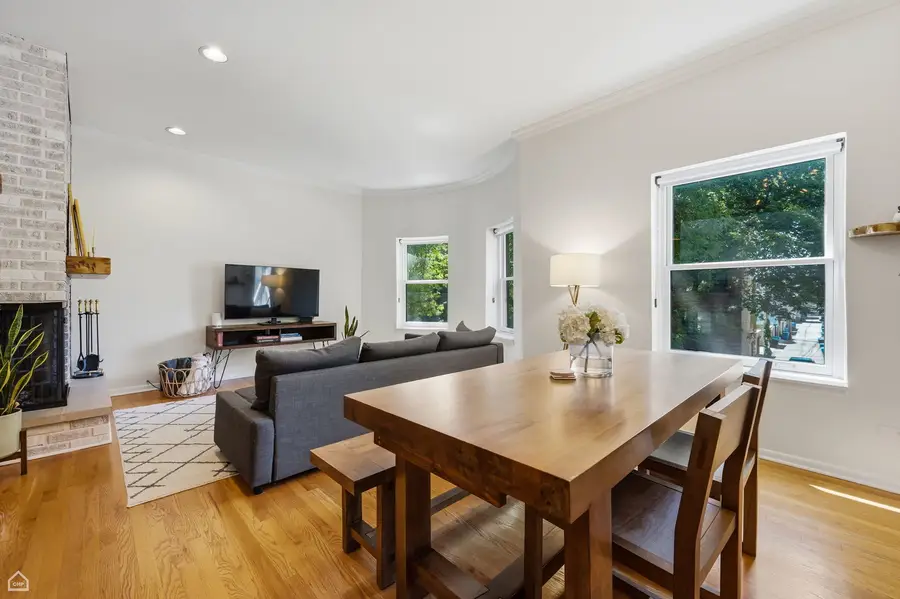 1044 W Byron Street #2E, Chicago, IL 60613 - #2