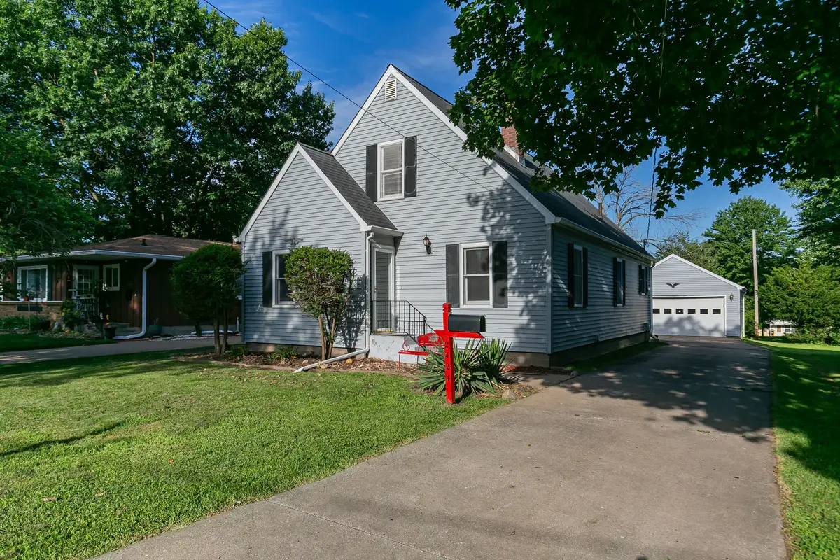 2424 28th Street, Rock Island, IL 61201 - #1