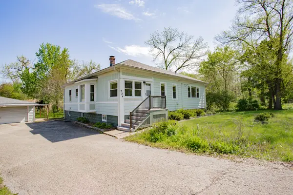22W724 Saint Charles Road, Glen Ellyn, IL 60137