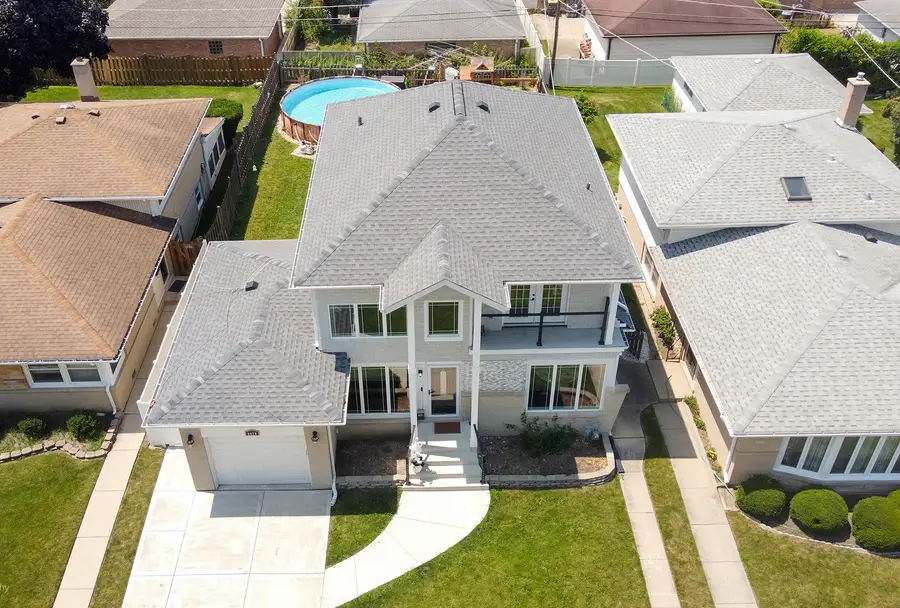 8820 N Elmore Street, Niles, IL 60714 - #2