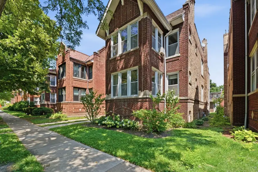 530 S Ridgeland Avenue, Oak Park, IL 60304 - #3