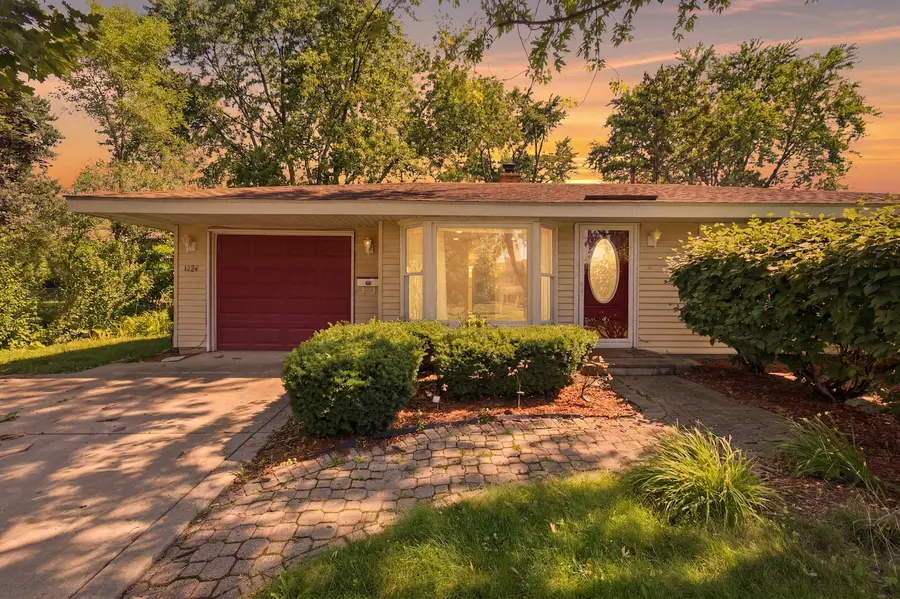 1624 W Weathersfield Way, Schaumburg, IL 60193 - #2
