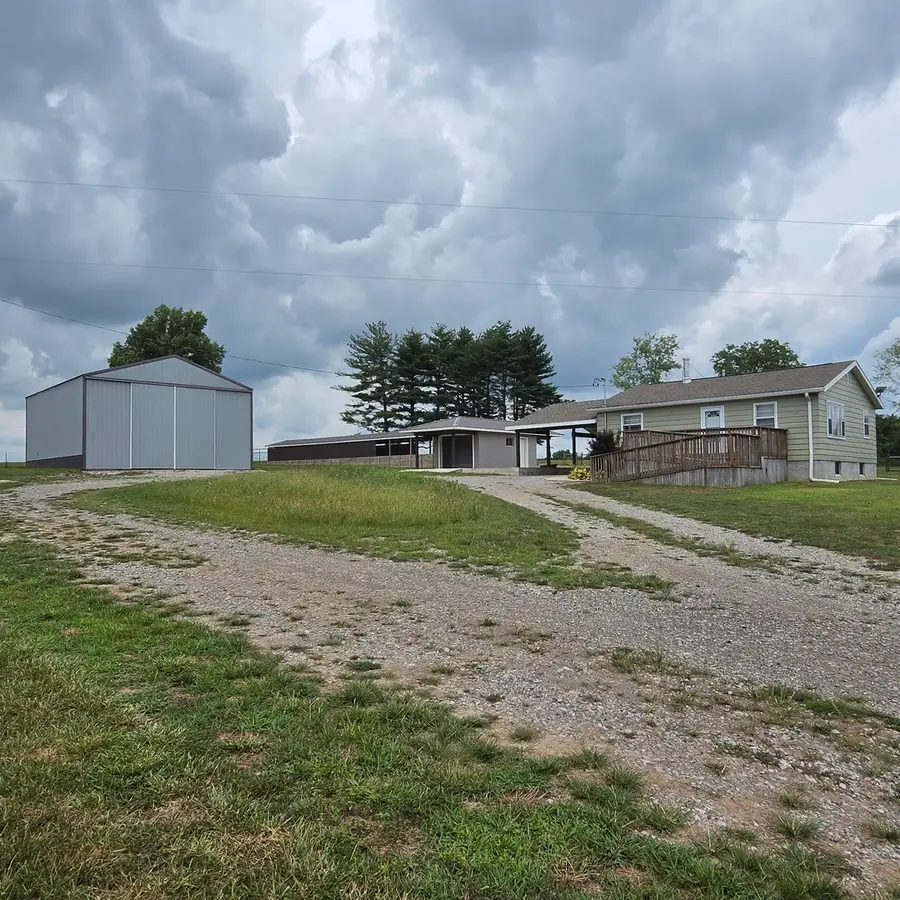 7871 St Hwy 37 Highway, Benton, IL 62812 - #3