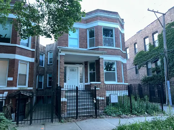 6018 S Eberhart Avenue, Chicago, IL 60637