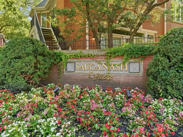 4268 W Harrington Lane, Chicago, IL 60646