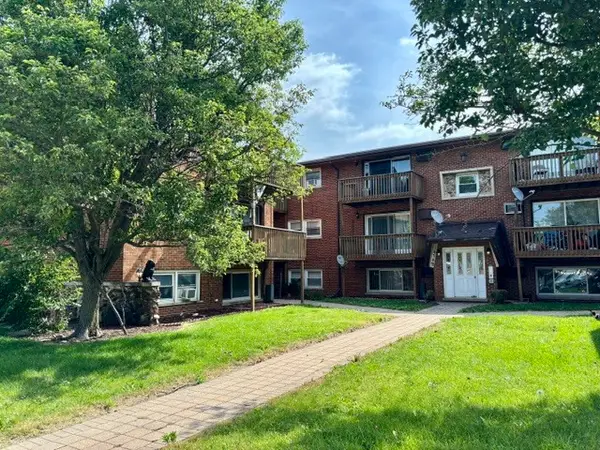 10749 S Harlem Avenue #1C, Worth, IL 60482