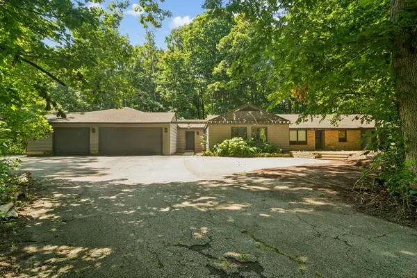 3195 Deerfield Road, Riverwoods, IL 60015