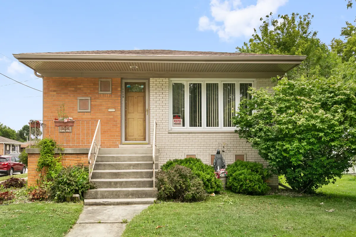 8901 Austin Avenue, Oak Lawn, IL 60453 - #1