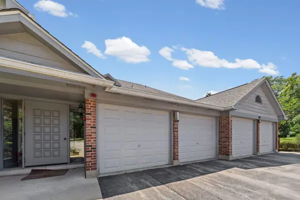 196 Grove Avenue #B, Des Plaines, IL 60016