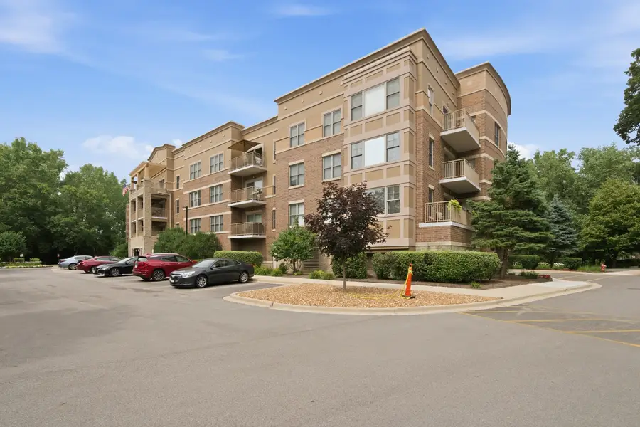 105 Lakeview Drive #209, Bloomingdale, IL 60108 - #3