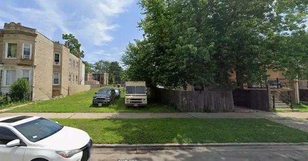 5631 S Justine Street, Chicago, IL 60636