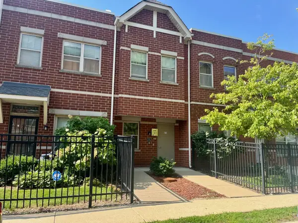 6710 S Keating Avenue #201, Chicago, IL 60629