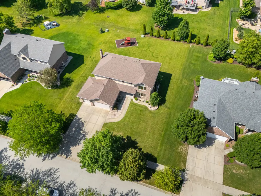 8284 Brookhaven Drive, Frankfort, IL 60423 - #2