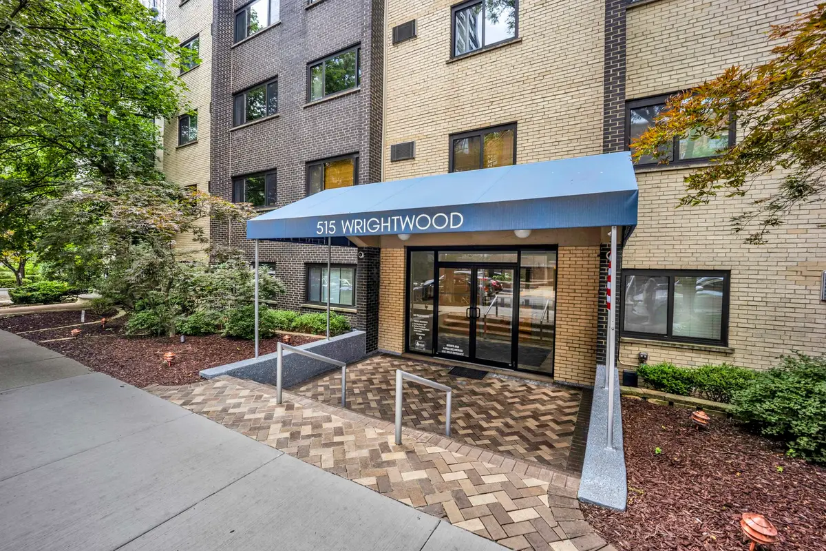 515 W Wrightwood Avenue #202, Chicago, IL 60614 - #1