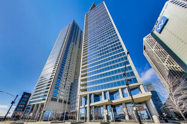 600 N Lake Shore Drive #3011, Chicago, IL 60611