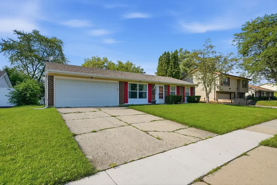 206 Judy Lane, Streamwood, IL 60107 - #2