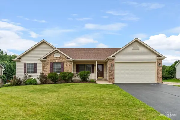 1403 Prairie Wind Drive, Sandwich, IL 60548