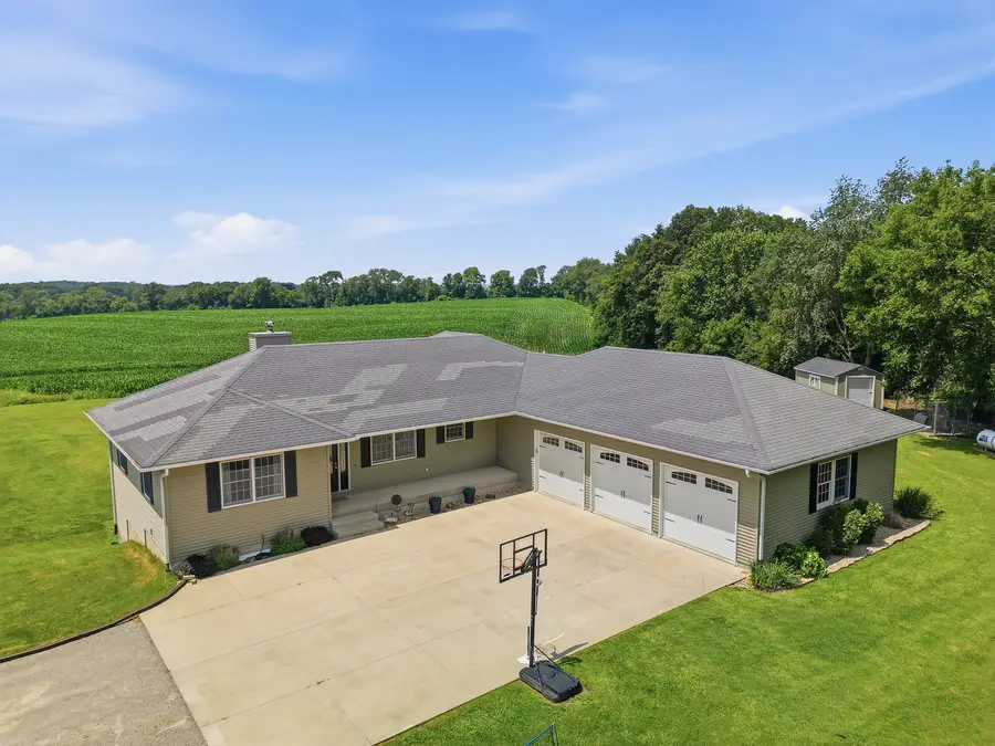 19481 Blue Goose Road, Morrison, IL 61270 - #2