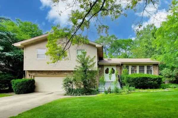 3214 River Falls Drive, Northbrook, IL 60062