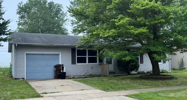 1036 Avenue E, Rochelle, IL 61068