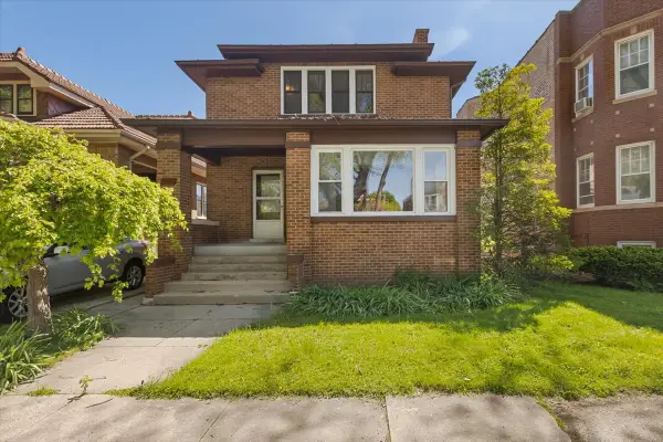 6515 N Maplewood Avenue, Chicago, IL 60645