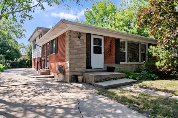 9120 E Prairie Road, Evanston, IL 60203