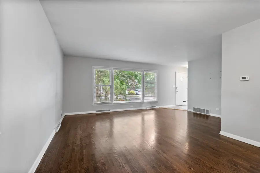 9120 E Prairie Road, Evanston, IL 60203 - #2