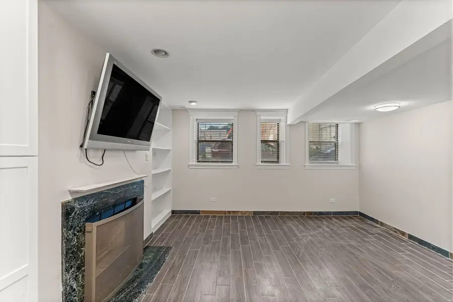 4214 N Kenmore Avenue #GF, Chicago, IL 60613 - #3