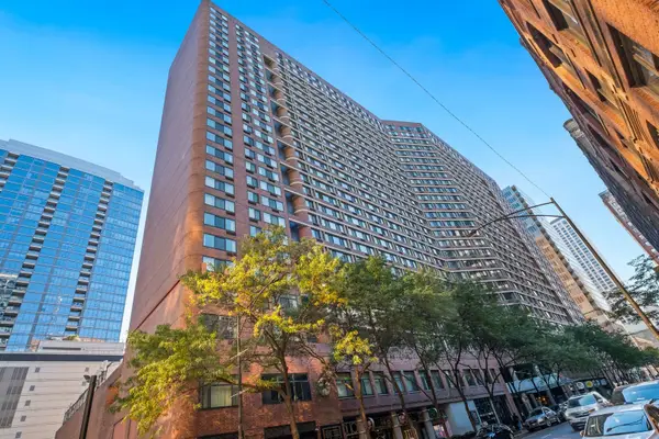 211 E Ohio Street #2118, Chicago, IL 60611