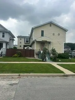 1700 S 7th Avenue, Maywood, IL 60153