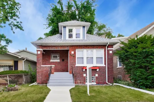 8915 S Racine Avenue, Chicago, IL 60620