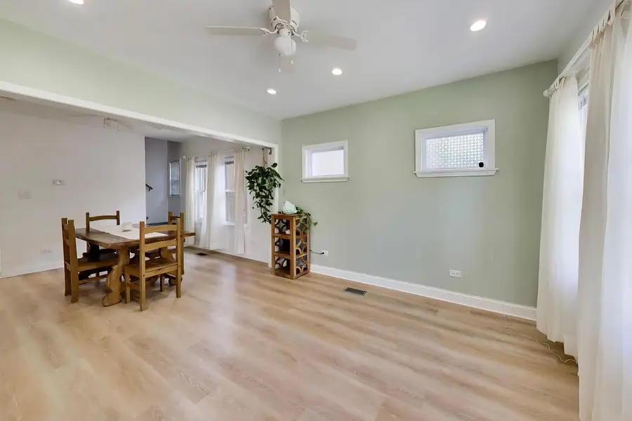 8915 S Racine Avenue, Chicago, IL 60620 - #3