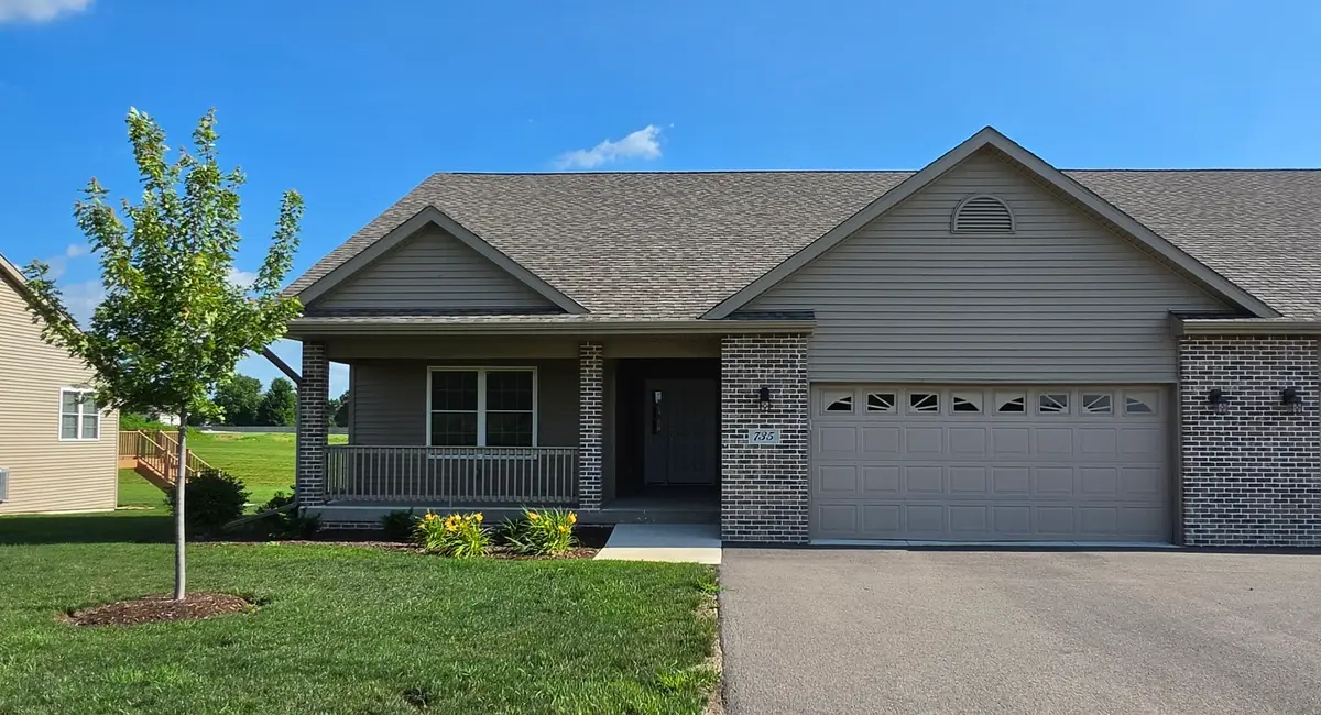 735 Yingling Drive, Dixon, IL 61021 - #1