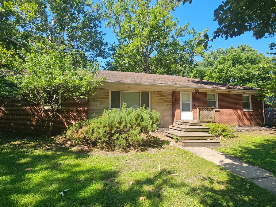 405 E Mumford Drive, Urbana, IL 61801 - #3