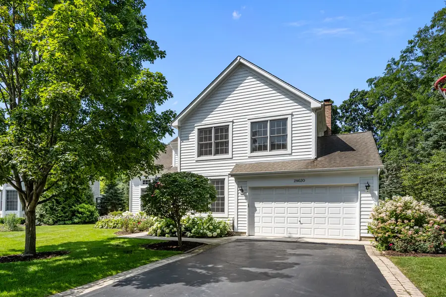 28620 Ashford Court, Lake Bluff, IL 60044 - #2