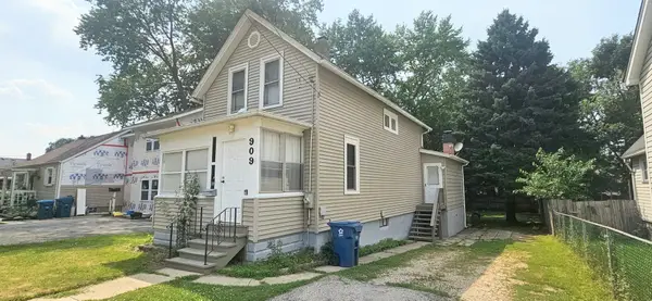 909 E Lake Street, Aurora, IL 60506
