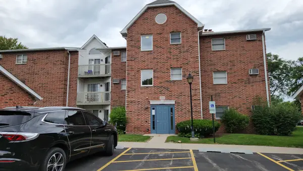 1354 Cunat Court #1D, Lake In The Hills, IL 60156