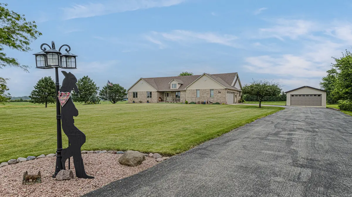 25111 S 104th Avenue, Frankfort, IL 60423 - #1