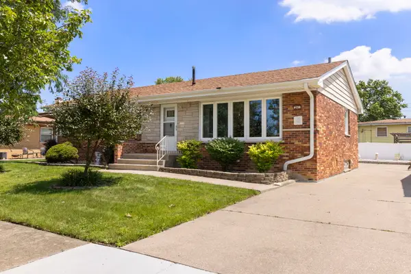 261 S Mayfair Place, Chicago Heights, IL 60411