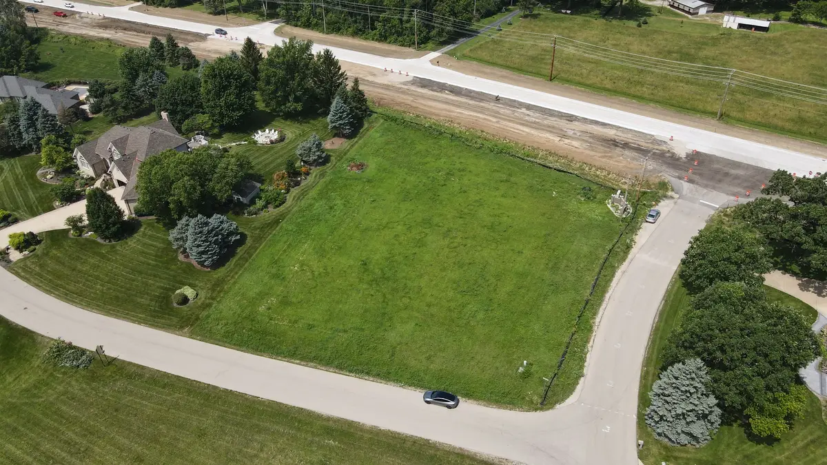 1 Fox Hill Court, Yorkville, IL 60560 - #1